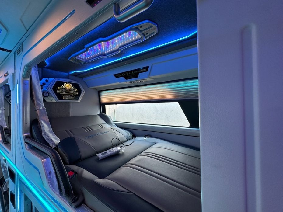 Xe Thuận Ý Nội thất Limousine 24 Phòng