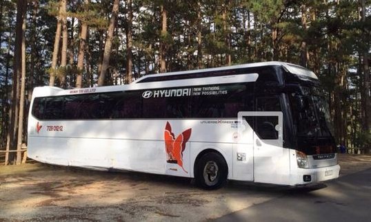 LH Minh Trí Limousine