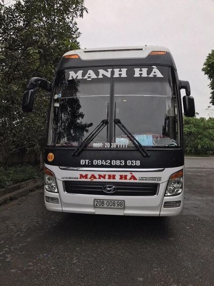 Xe Mạnh Hà (Thái Nguyên) Mặt trước xe Giường nằm 40 chỗ