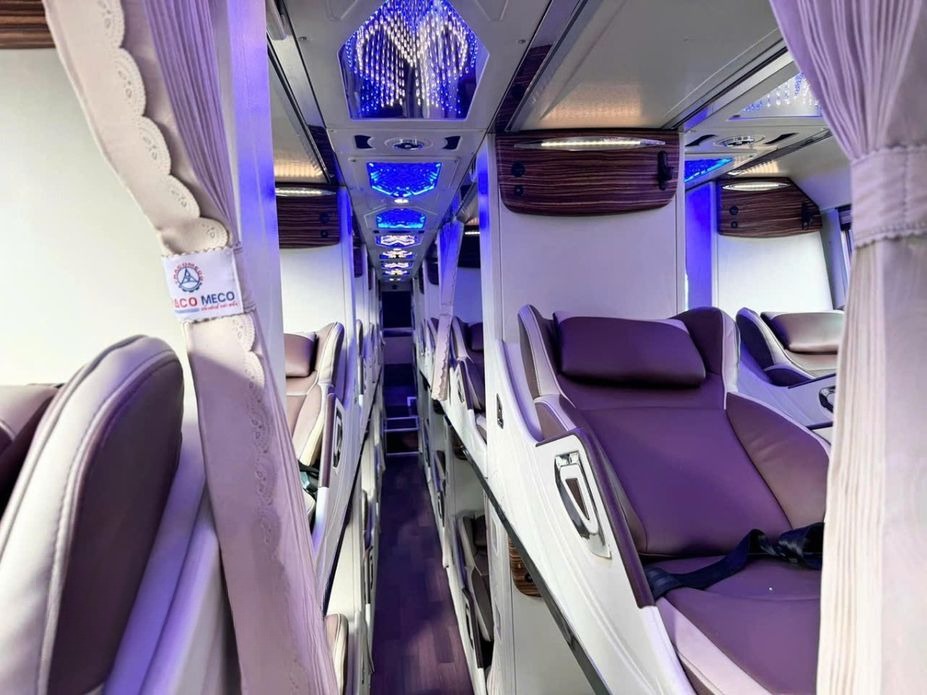 Xe Thành Ban Giường nằm Tiện ích Nội thất Limousine giường nằm 32 chỗ