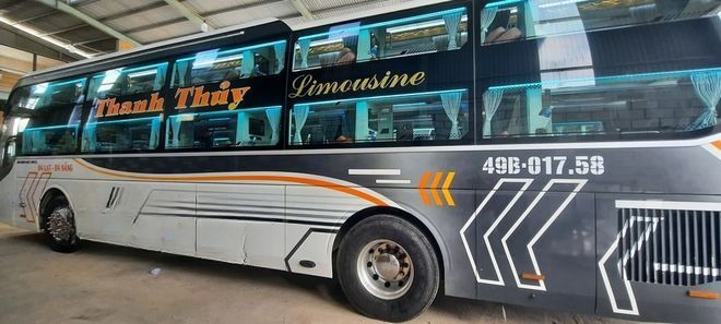 Xe Thanh Thủy - Đà Lạt Bên hông xe Limousine 34 giường