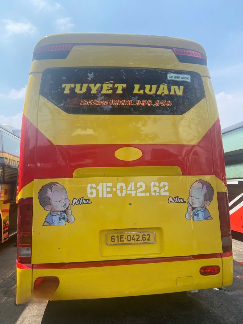 Tuyết Luận