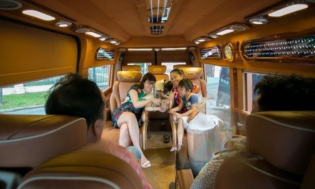 Xe Trường Thịnh Limousine Nội thất Limousine 9 chỗ