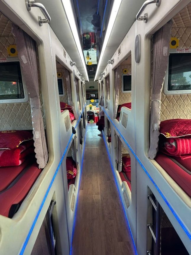 Xe Tân Anh Giường nằm Tiện ích Nội thất Limousine 34 phòng