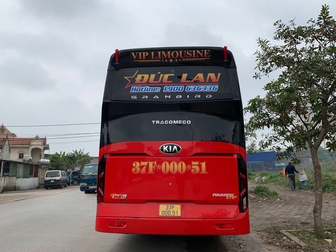Xe Đức Lan undefined