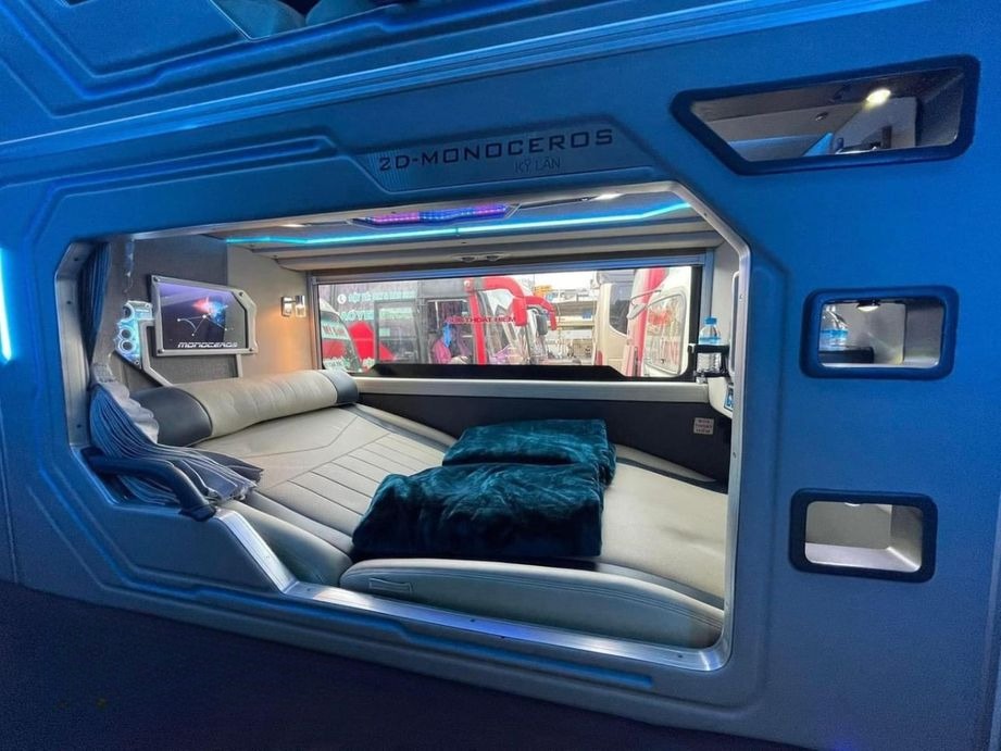 Xe Quang Đạo Nội thất Limousine Giường Phòng 24 chỗ