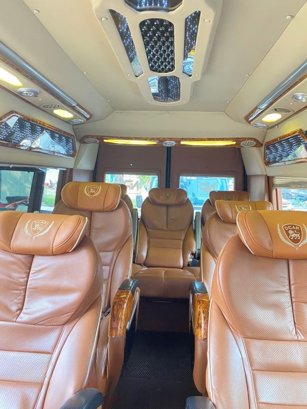 Xe Hoàng Hải Limousine VIP Ghế ngồi Nội thất Limousine 9 chỗ