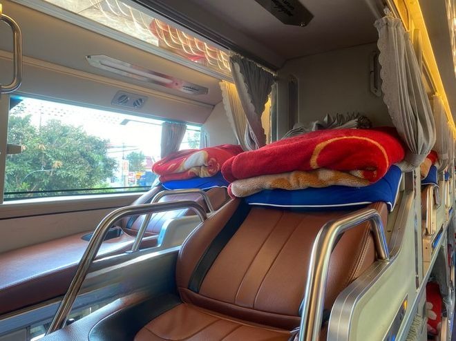 Xe Quốc Phát Giường nằm Limousine 34 giường