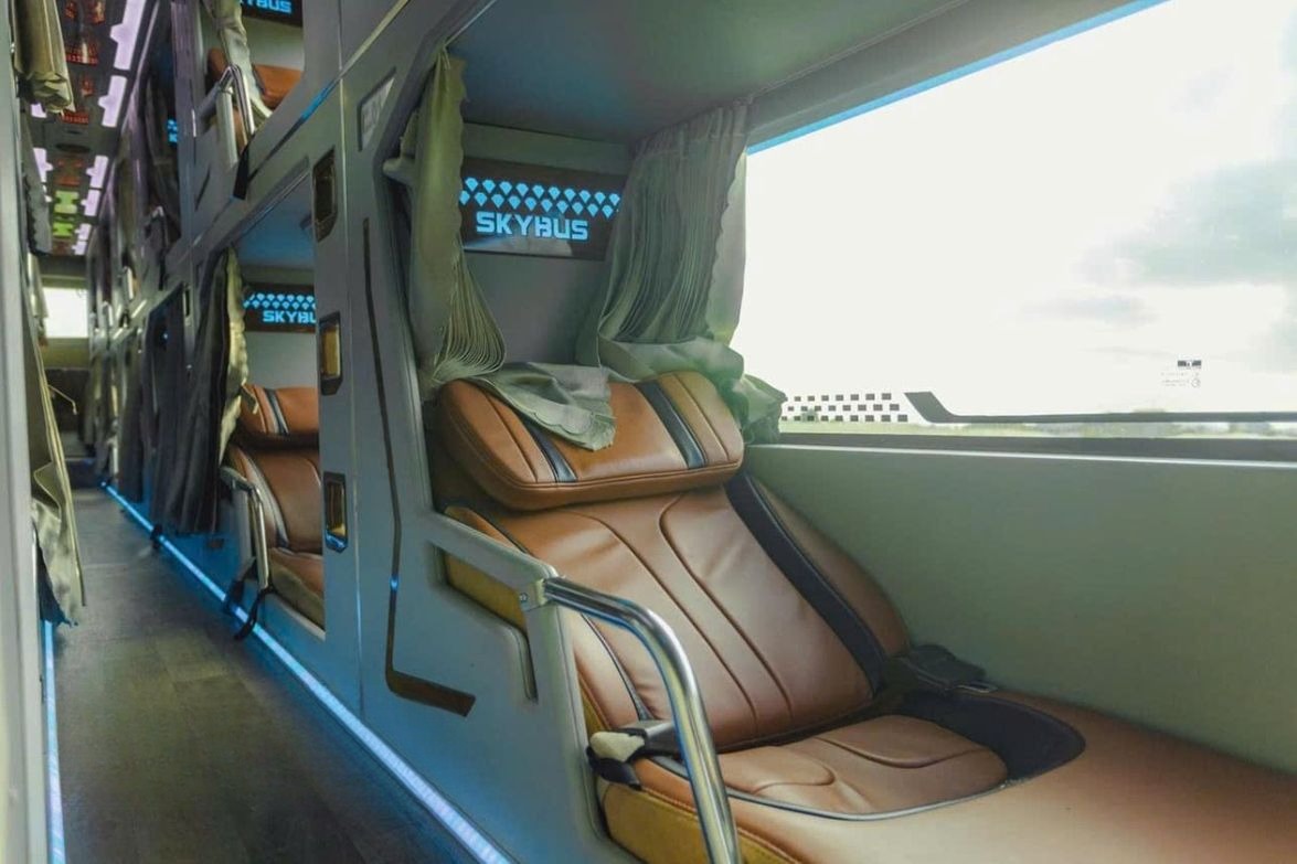 Xe Quỳnh Thy Giường nằm Tiện ích Nội thất Limousine 34 phòng