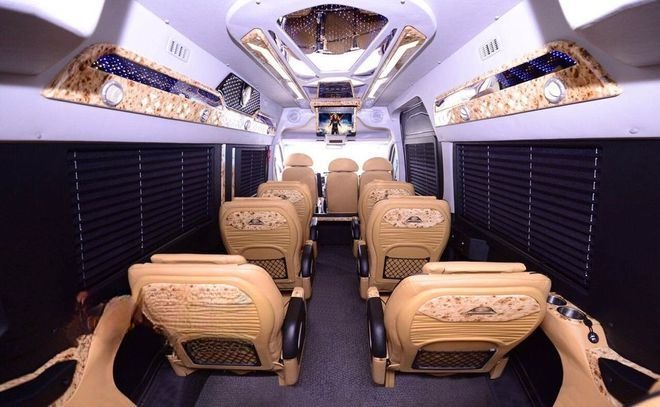 Xe Quỳnh Anh Limousine Ghế ngồi Limousine Ghế Massage 11 chỗ