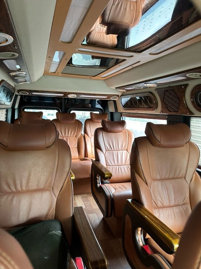 Xe Tam Cốc Limousine Nội thất Tiện ích Limousine 9 chỗ