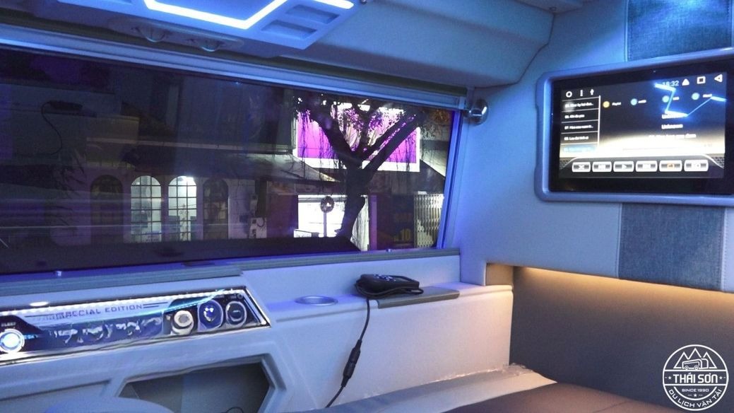 Xe Thái Sơn Nội thất Limousine 24 Phòng