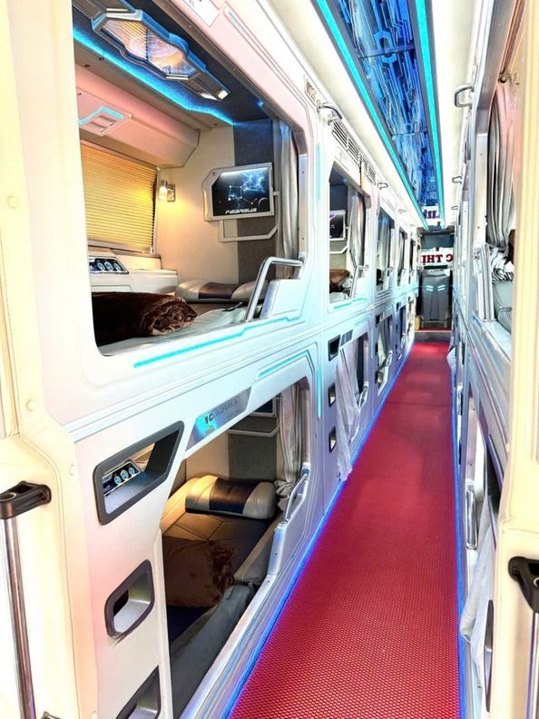 Xe Đức Thịnh Limousine Tiện ích Nội thất 