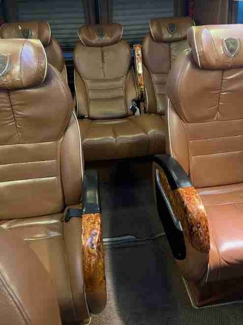 Xe Đồng Phước Ghế ngồi Tiện ích Nội thất Limousine 10 chỗ VIP