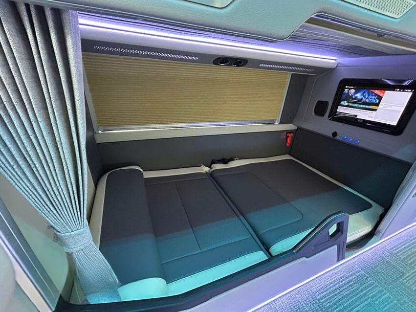 Xe Trang Hòa Nội thất Limousine 24 phòng