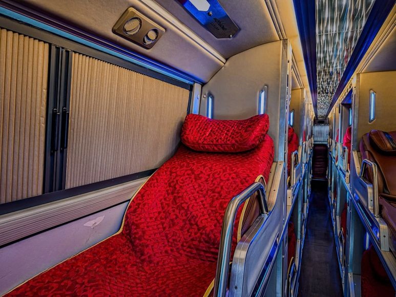 Xe Hoàng Hà (Phú Thọ) Giường nằm Limousine giường nằm 34 chỗ