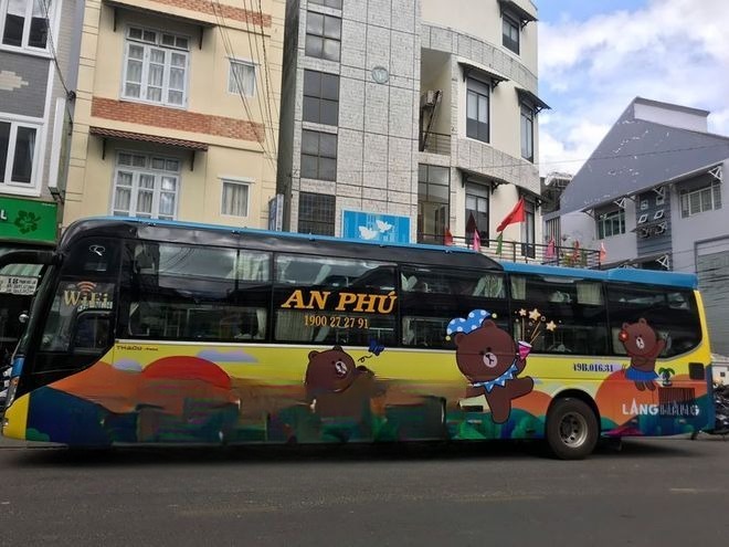 Xe An Phú Travel (Đà Lạt) Bên hông xe Giường nằm 40 chỗ