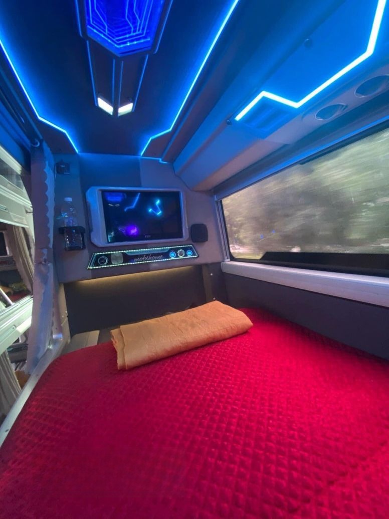 Xe Quang Dũng Limousine Giường nằm Tiện ích Giường nằm VIP 20 phòng