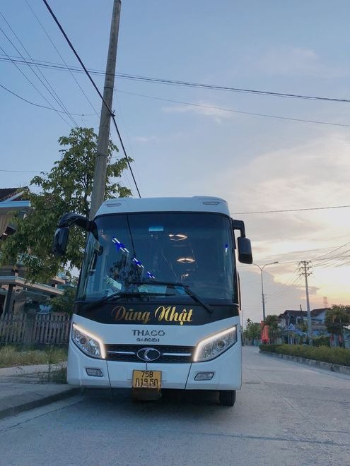 Xe Dũng Nhật Mặt trước xe Ghế ngồi 29 chỗ