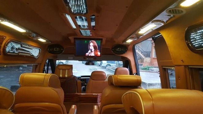 Xe Kim Dung Travel Tiện ích Limousine 9 chỗ VIP