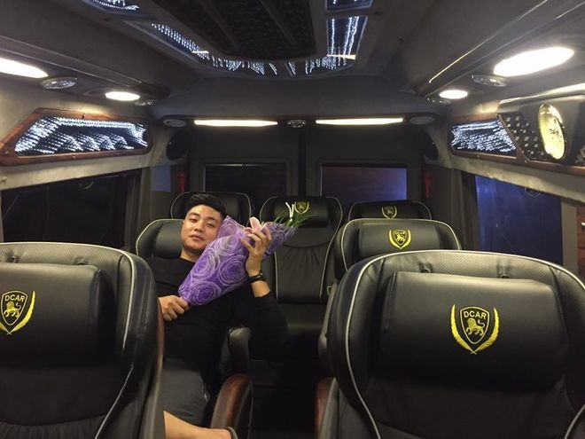 Xe Hùng Cường Limousine Ghế ngồi 