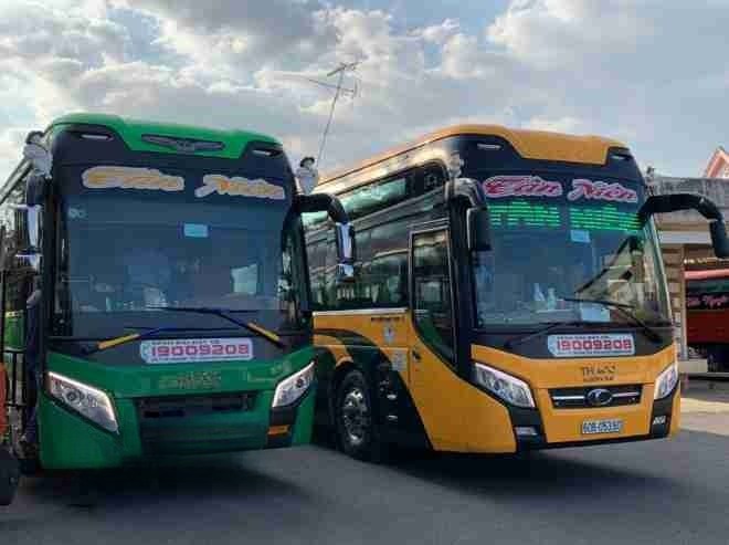 Xe Tân Niên Mặt trước xe Bên hông xe Giường nằm 46 chỗ