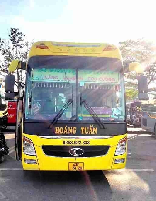 Xe Hoàng Tuấn Mặt trước xe Giường nằm 41 chỗ