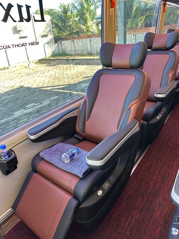 Xe Xuân Pha Nội thất Tiện ích Ghế ngồi Limousine 19