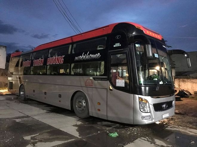 Xe Thiên Thiên Hương Bên hông xe Giường nằm 36 chỗ