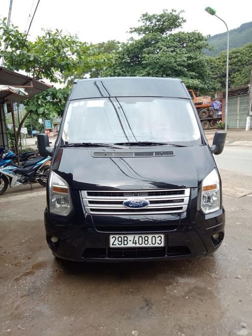 Xe Khánh Thịnh Limousine Mặt trước xe xe 11 chỗ