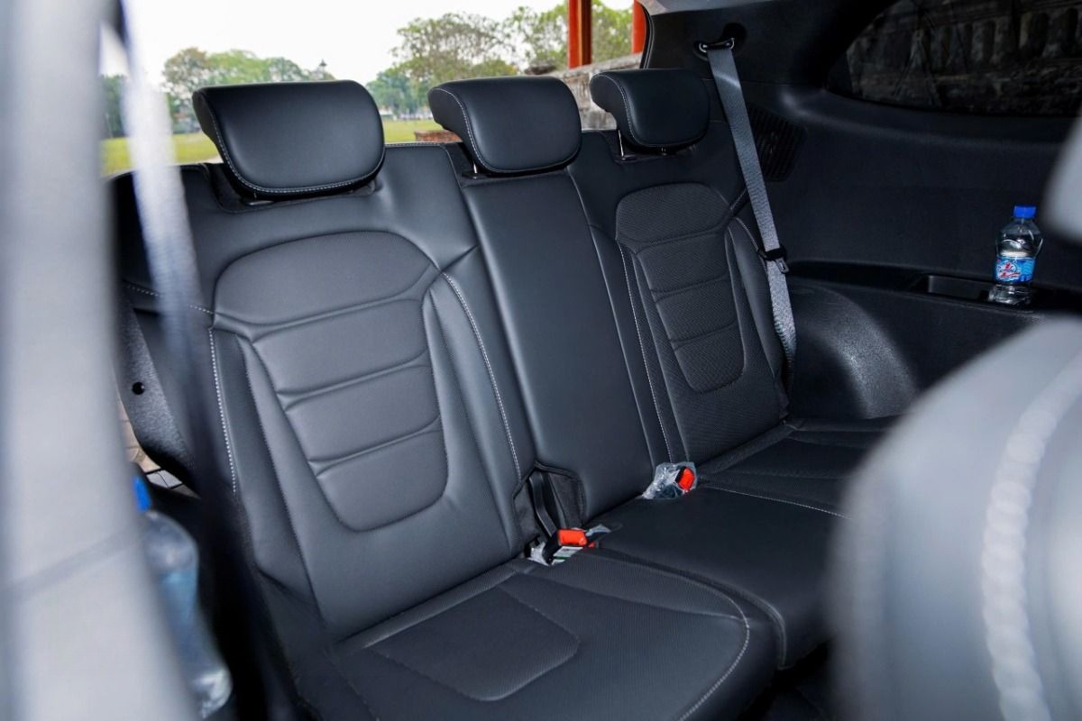 Xe Caro Luxury Ghế ngồi Hyundai Custin 6 ghế