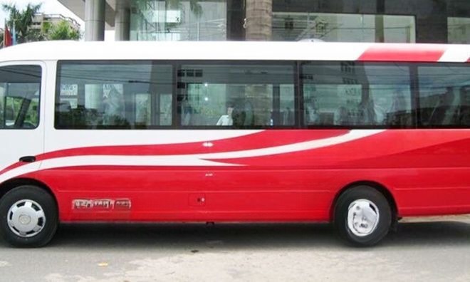 Xe The Long Travel Bên hông xe Ghế ngồi 30 chỗ