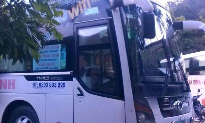 Xe Sao Mai Bên hông xe Giường nằm 46 ghế