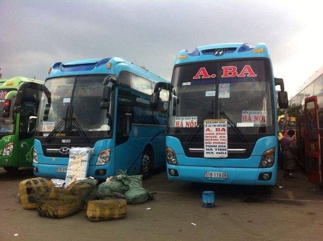 Xe A Ba Mặt trước xe Giường nằm 42 chỗ 