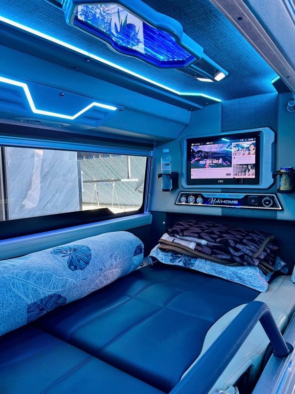 Xe Mạnh Hùng (Bình Định) Giường nằm Tiện ích Nội thất Limousine 22 Phòng Đôi