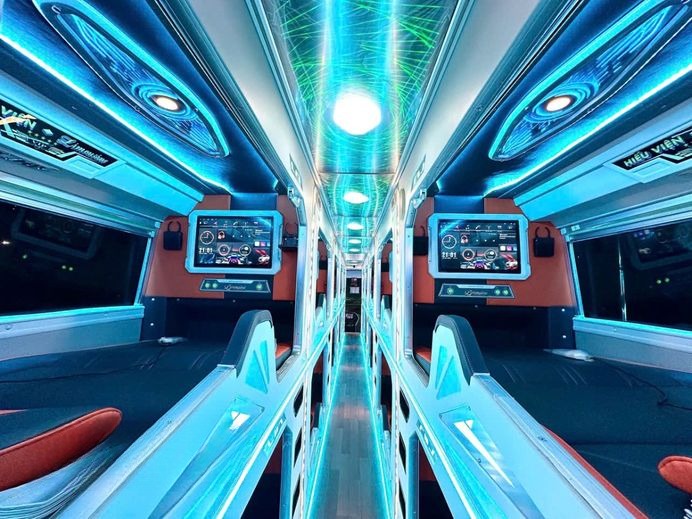 Xe Hiếu Viện Tiện ích Giường nằm Limousine 22 Phòng (WC)