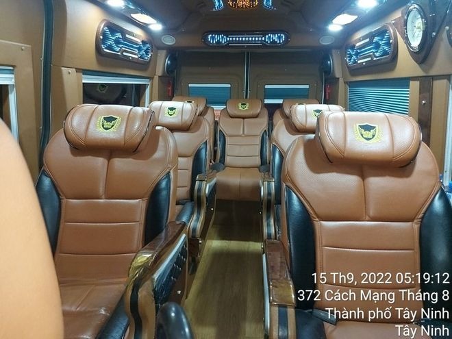 Xe Saco Travel Tiện ích Nội thất Ghế ngồi 16 chỗ