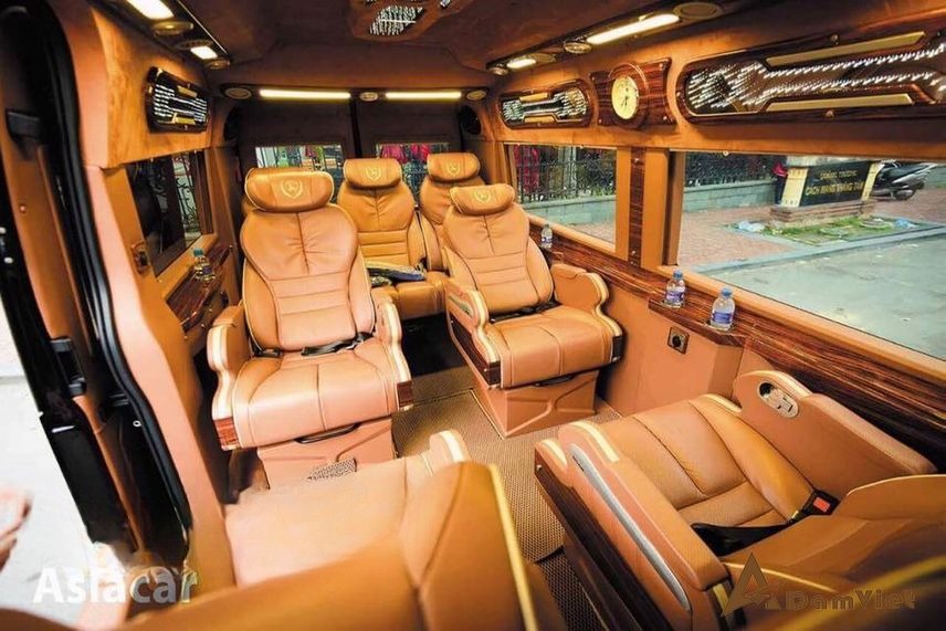 Xe Adam Việt (Cát Bà) Ghế ngồi Tiện ích Nội thất Limousine 9 chỗ VIP