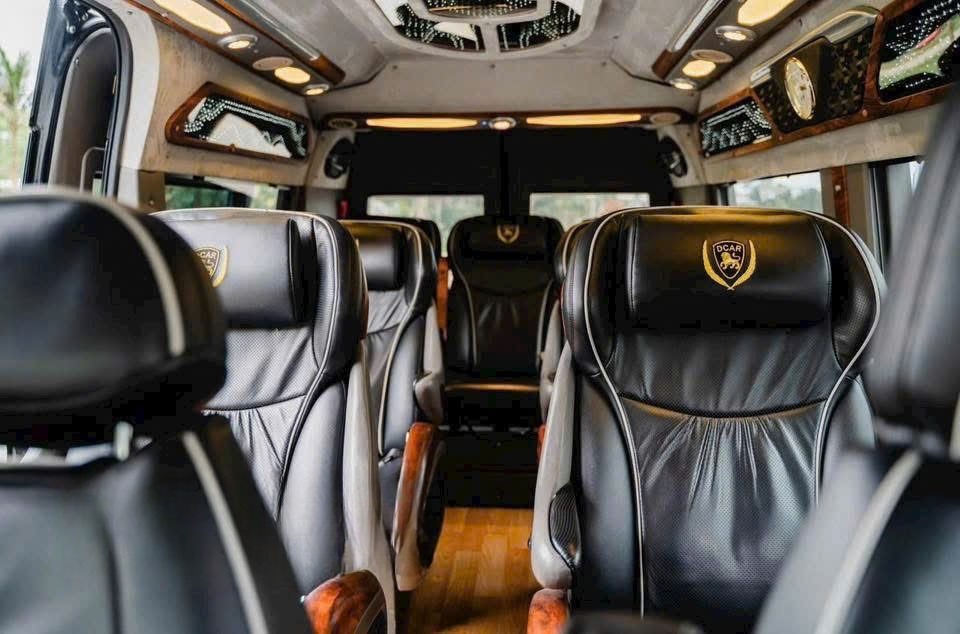 Xe Thuận Phát Limousine Ghế ngồi Nội thất Limousine 9 chỗ