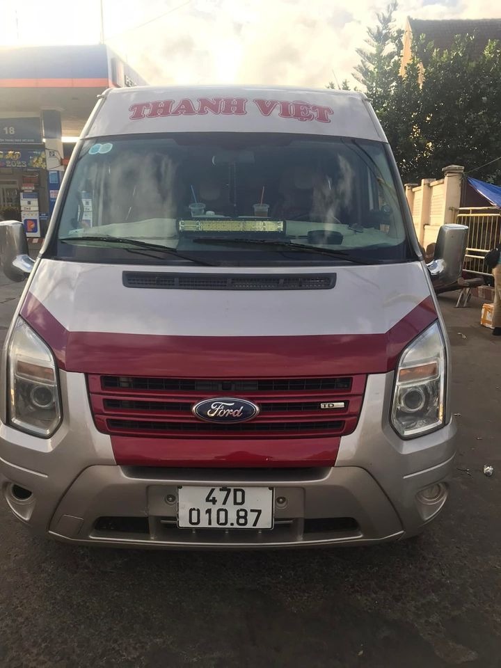 Xe Thanh Việt Mặt trước xe Ghế ngồi 16 chỗ