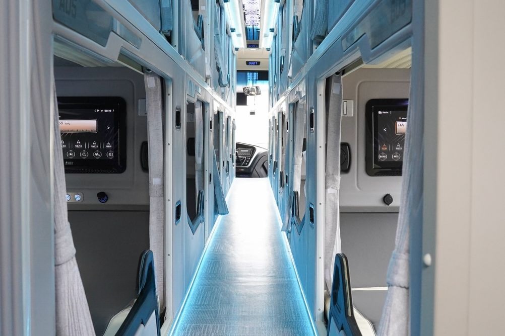 Xe Điều Hòa Giường nằm Nội thất Limousine 22 Phòng (WC)