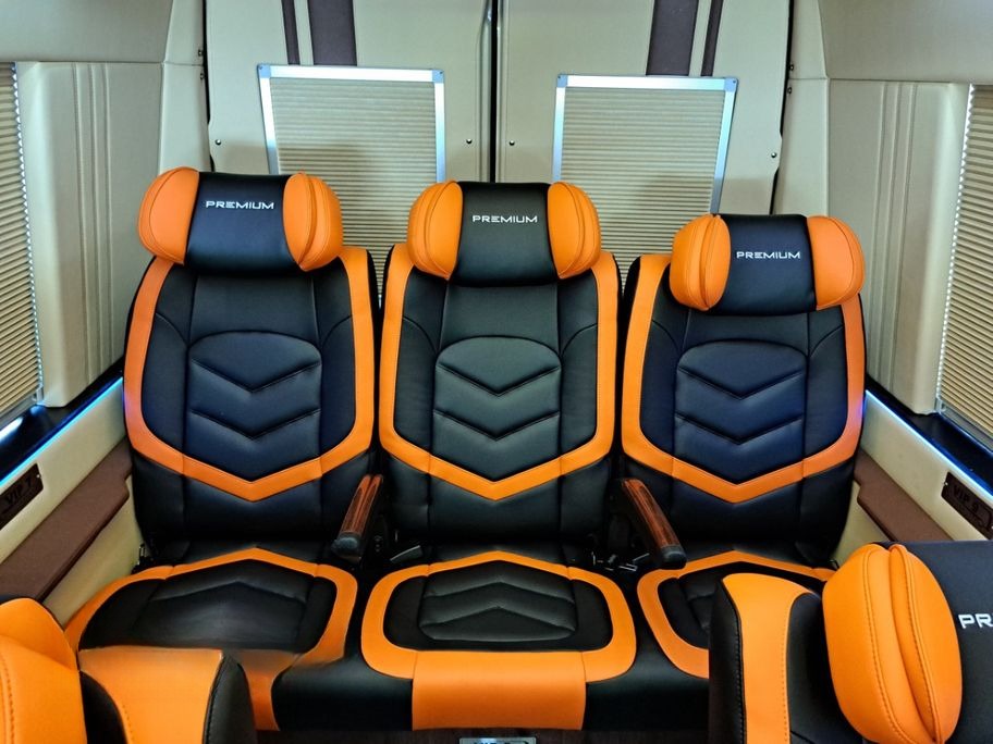 Xe Thiên Kim Limousine Nội thất Limousine 9 chỗ Plus