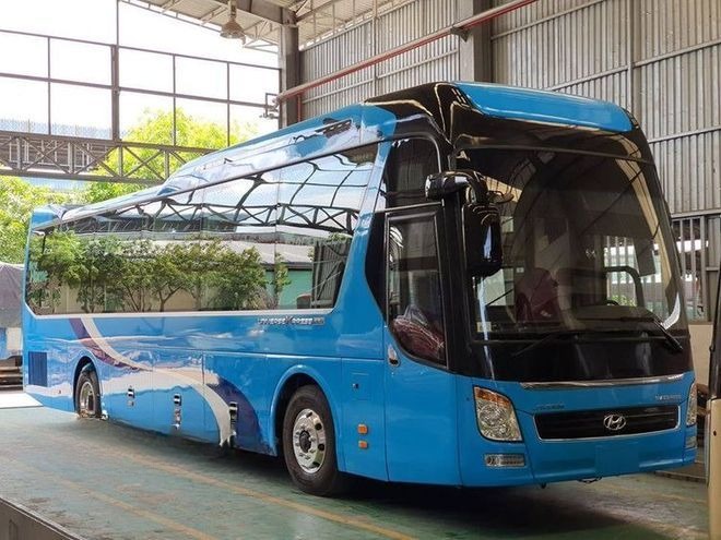 Xe Sao Limousine Mặt trước xe Limousine 34 giường