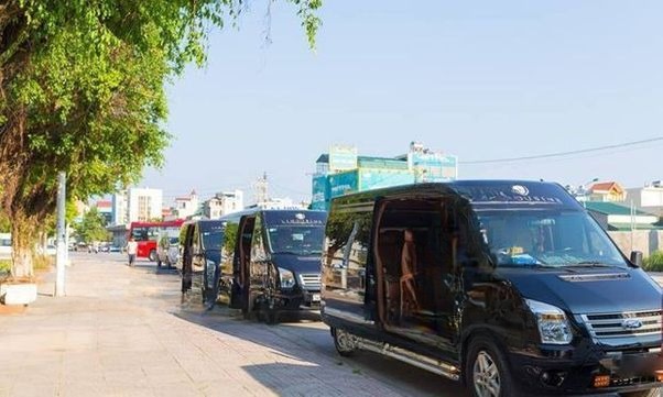 Limousine 9 chỗ Trọng Tín Limousine