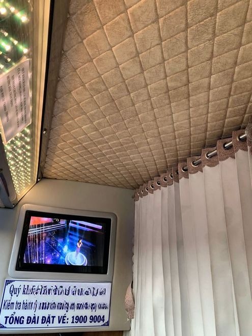 Xe Dũng Lệ Tiện ích Nội thất Limousine 22 Phòng Đơn