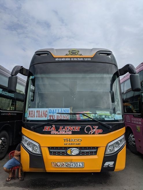 Xe Lovabus Mặt trước xe Giường nằm 38 chỗ