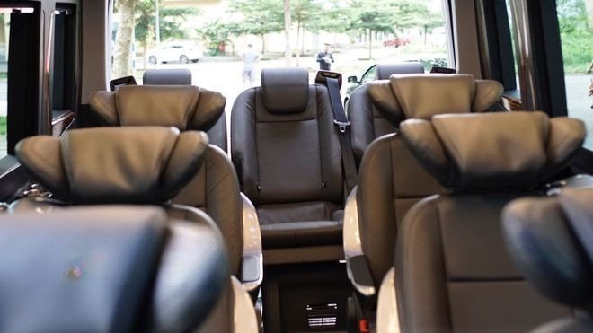 Xe Hương Khuê Nội thất Limousine 12 chỗ