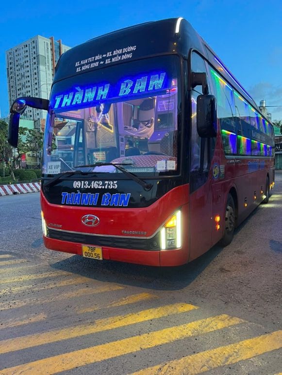 Xe Thành Ban Mặt trước xe Giường nằm 40 chỗ