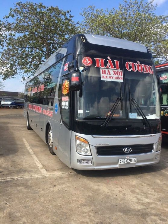 Xe Hải Cường Mặt trước xe Bên hông xe Giường nằm Giường nằm 40 chỗ