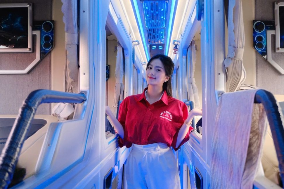 Xe Trọng Minh Giường nằm Nội thất Limousine 21 phòng đôi (WC)